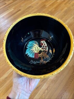Black Rooster Bowl by Tabletops Gallery. Hand painted. Farmhouse Country decor